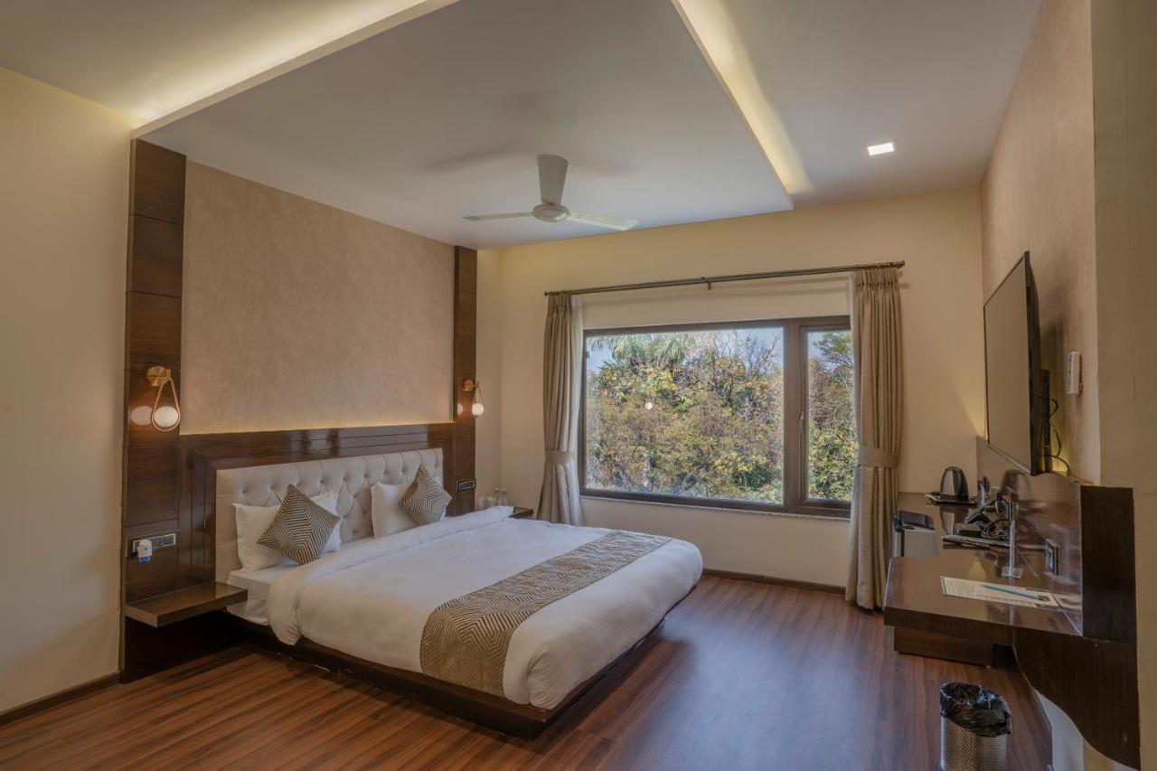 Hotel Stay Casa Bhopal Exteriör bild