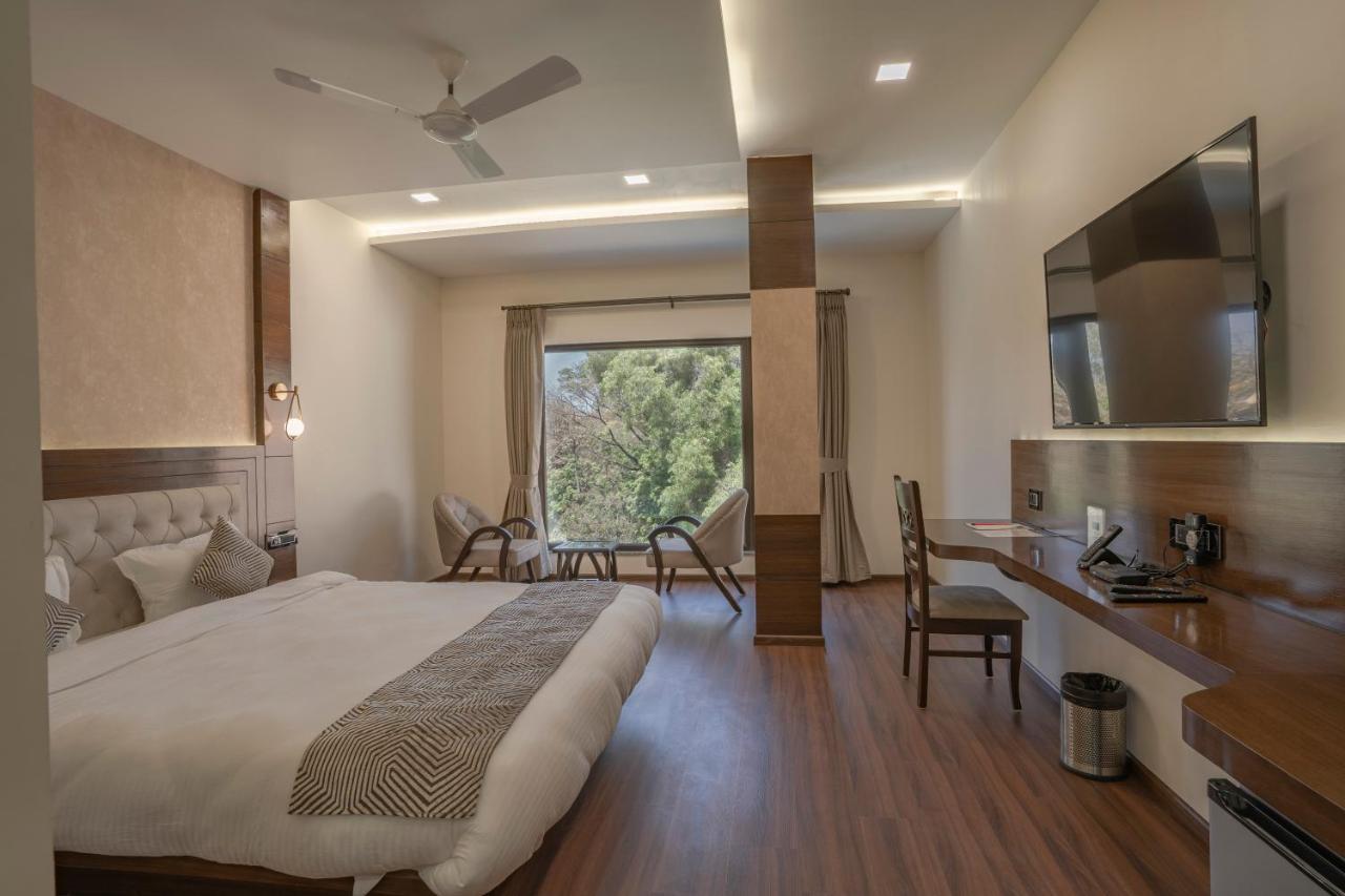 Hotel Stay Casa Bhopal Exteriör bild